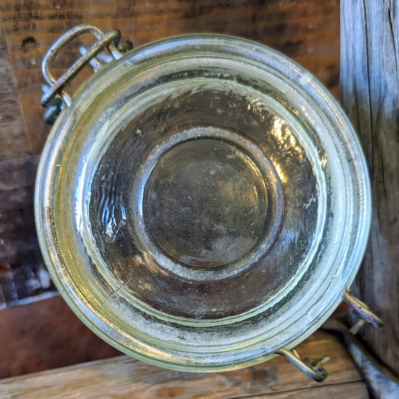Vintage Glass Jar With Lid And Wire Clamp - Picture 13 of 13